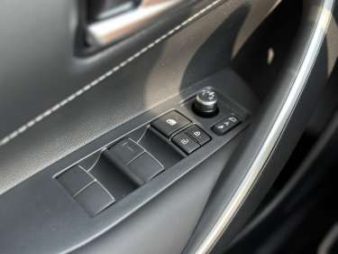 TOYOTA COROLLA TOURING SPORT 1.8 Hybrid 140 Design