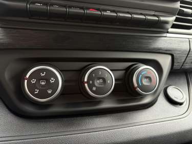 RENAULT TRAFIC L2H1 3T 2.0 BlueDCI 150 Auto9 Extra