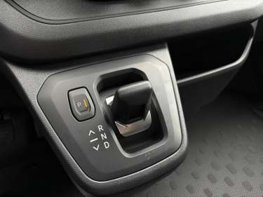 RENAULT TRAFIC L2H1 3T 2.0 BlueDCI 150 Auto9 Extra