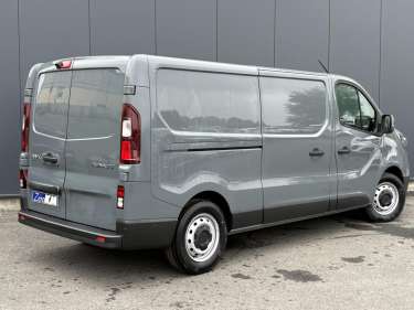 RENAULT TRAFIC L2H1 3T 2.0 BlueDCI 150 Auto9 Extra