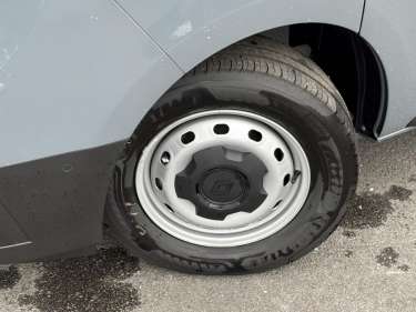 RENAULT TRAFIC L2H1 3T 2.0 BlueDCI 150 Auto9 Extra