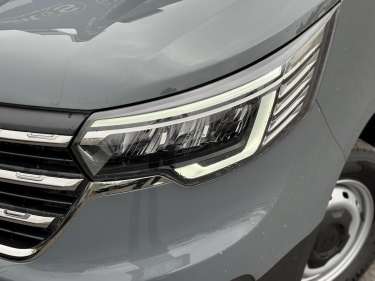 RENAULT TRAFIC L2H1 3T 2.0 BlueDCI 150 Auto9 Extra