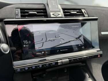 DS DS7 CROSSBACK 1.5 BlueHDI 130 EAT8 Performance Line
