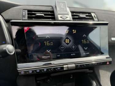 DS DS7 CROSSBACK 1.5 BlueHDI 130 EAT8 Performance Line