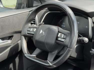 DS DS7 CROSSBACK 1.5 BlueHDI 130 EAT8 Performance Line