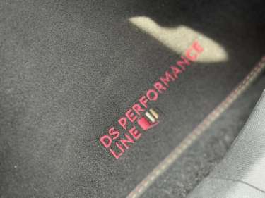 DS DS7 CROSSBACK 1.5 BlueHDI 130 EAT8 Performance Line