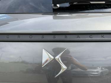 DS DS7 CROSSBACK 1.5 BlueHDI 130 EAT8 Performance Line