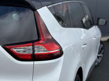 RENAULT GRAND SCENIC 7PL 1.3 TCE 140 EDC Business Intens