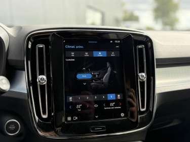 VOLVO XC40 B3 MHEV 163ch Core+ DCT 7