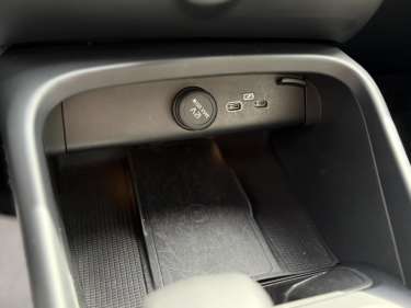 VOLVO XC40 B3 MHEV 163ch Core+ DCT 7