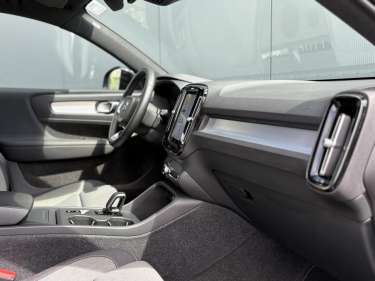VOLVO XC40 B3 MHEV 163ch Core+ DCT 7