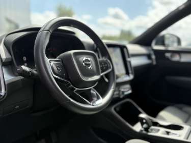 VOLVO XC40 B3 MHEV 163ch Core+ DCT 7