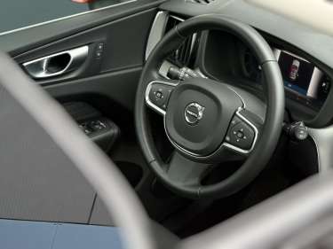 VOLVO XC60 T6 AWD PHEV 350 Plus Style Chrome