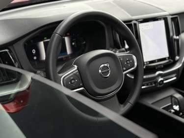 VOLVO XC60 T6 AWD PHEV 350 Plus Style Chrome