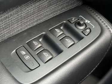 VOLVO XC60 T6 AWD PHEV 350 Plus Style Chrome