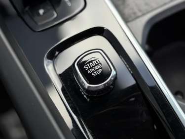 VOLVO XC60 T6 AWD PHEV 350 Plus Style Chrome