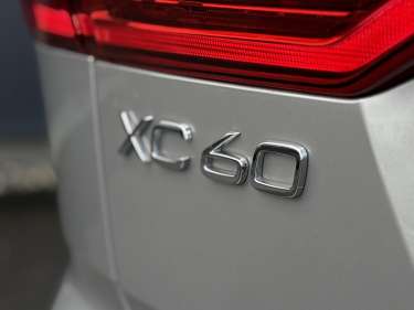 VOLVO XC60 T6 AWD PHEV 350 Plus Style Chrome