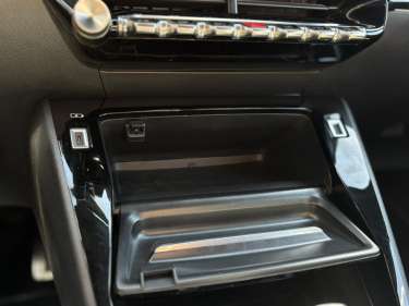 PEUGEOT 2008 1.5 BlueHDI 130 EAT8 GT