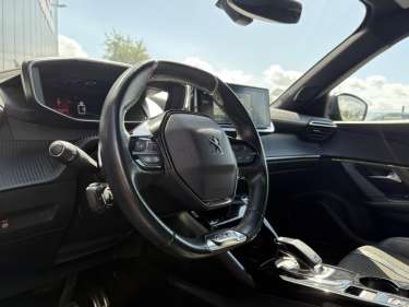 PEUGEOT 2008 1.5 BlueHDI 130 EAT8 GT