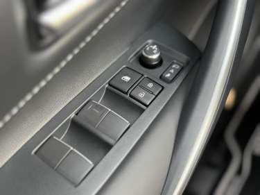 TOYOTA COROLLA TOURING SPORT 1.8 Hybrid 140 Sport