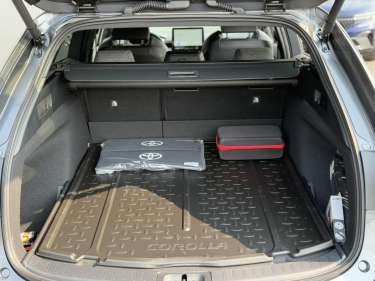 TOYOTA COROLLA TOURING SPORT 1.8 Hybrid 140 Sport