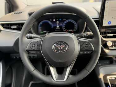 TOYOTA COROLLA TOURING SPORT 1.8 Hybrid 140 Sport