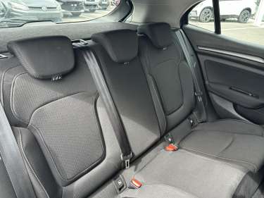 RENAULT MEGANE IV BlueDCI 115 EDC Business