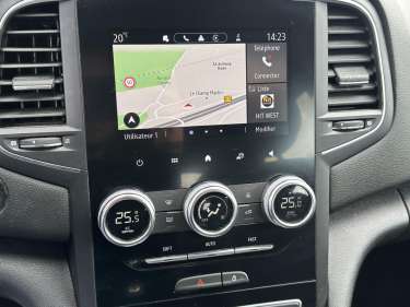 RENAULT MEGANE IV BlueDCI 115 EDC Business