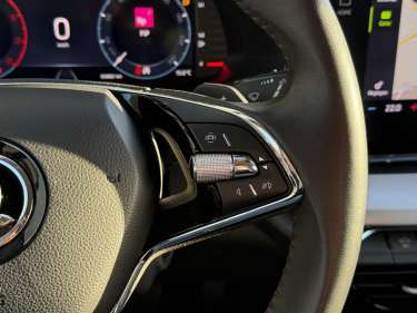 SKODA OCTAVIA COMBI 2.0 TDI 115 DSG Clever