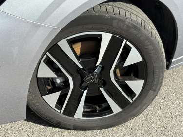 PEUGEOT 208 NV 1.2 PureTech 100 Allure
