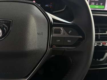 PEUGEOT 208 NV 1.2 PureTech 100 Allure