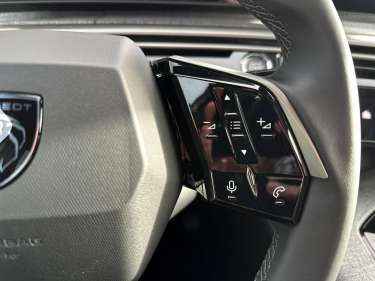 PEUGEOT 3008 NV Hybrid 145 e-DSC6 Allure