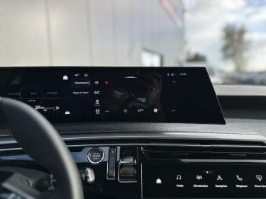 PEUGEOT 3008 NV Hybrid 145 e-DSC6 Allure