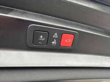 PEUGEOT 5008 1.5 BlueHdi 130 EAT8 GT