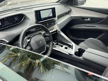 PEUGEOT 5008 1.5 BlueHdi 130 EAT8 GT