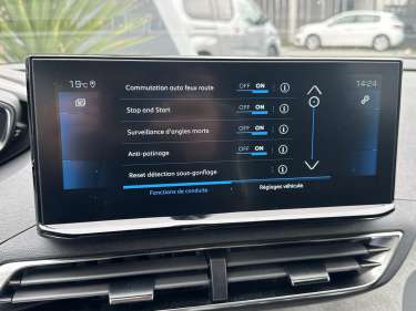 PEUGEOT 5008 1.5 BlueHdi 130 EAT8 GT