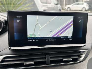 PEUGEOT 5008 1.5 BlueHdi 130 EAT8 GT