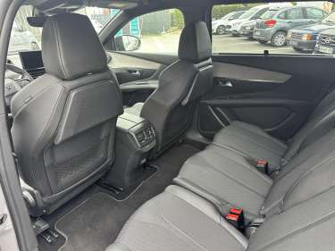 PEUGEOT 5008 1.5 BlueHdi 130 EAT8 GT