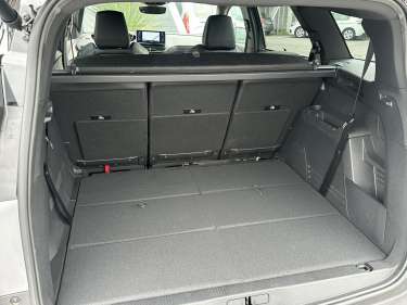 PEUGEOT 5008 1.5 BlueHdi 130 EAT8 GT