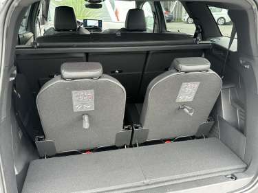 PEUGEOT 5008 1.5 BlueHdi 130 EAT8 GT