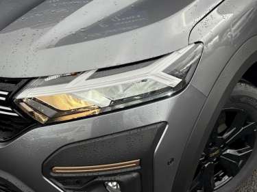 DACIA SANDERO STEPWAY TCE 110 Extrême