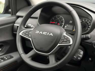 DACIA SANDERO STEPWAY TCE 110 Extrême