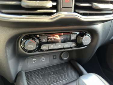 NISSAN JUKE NV 1.6 Hybrid 143 BVA N-Connecta