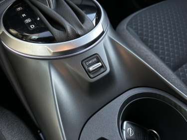 NISSAN JUKE NV 1.6 Hybrid 143 BVA N-Connecta