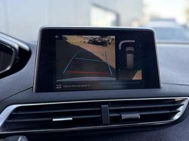 PEUGEOT 5008 1.5 BlueHDI 130 EAT8 Allure