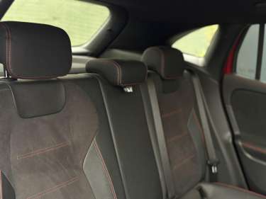 MERCEDES GLA 200d 8G-DCT AMG Line