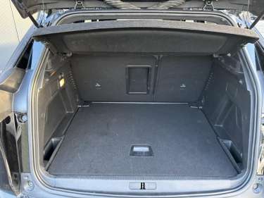 PEUGEOT 3008 1.5 BlueHDI 130 EAT8 Allure Pack