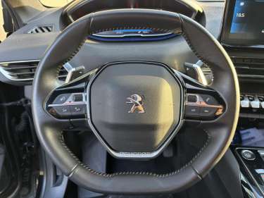 PEUGEOT 3008 1.5 BlueHDI 130 EAT8 Allure Pack