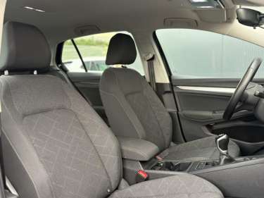 VW GOLF 8 2.0 TDI 116 Life