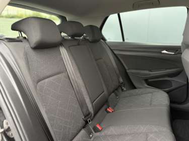 VW GOLF 8 2.0 TDI 116 Life